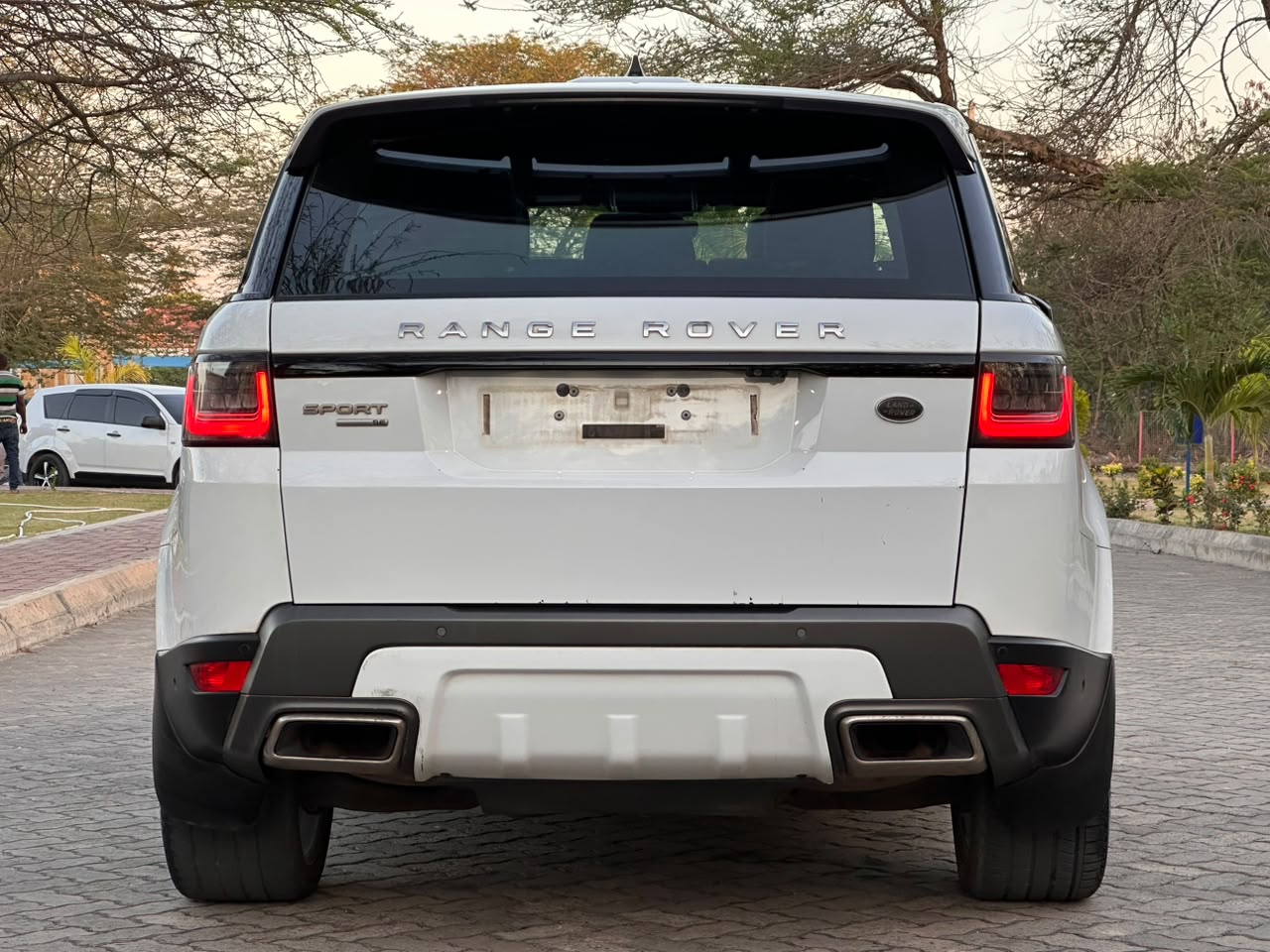Range sport thumbnail 8